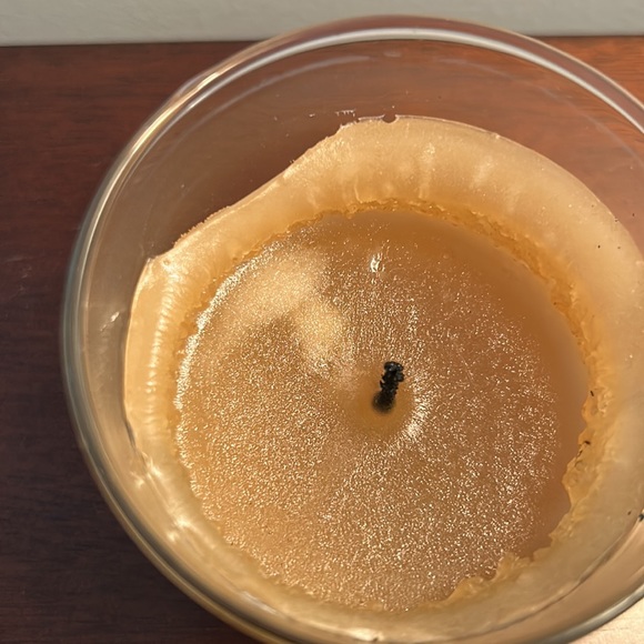 Yankee Candle, Sun and Sand 7 oz - Picture 3 of 5